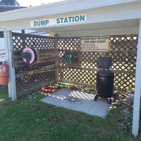 Lee's Amenities Dump Station